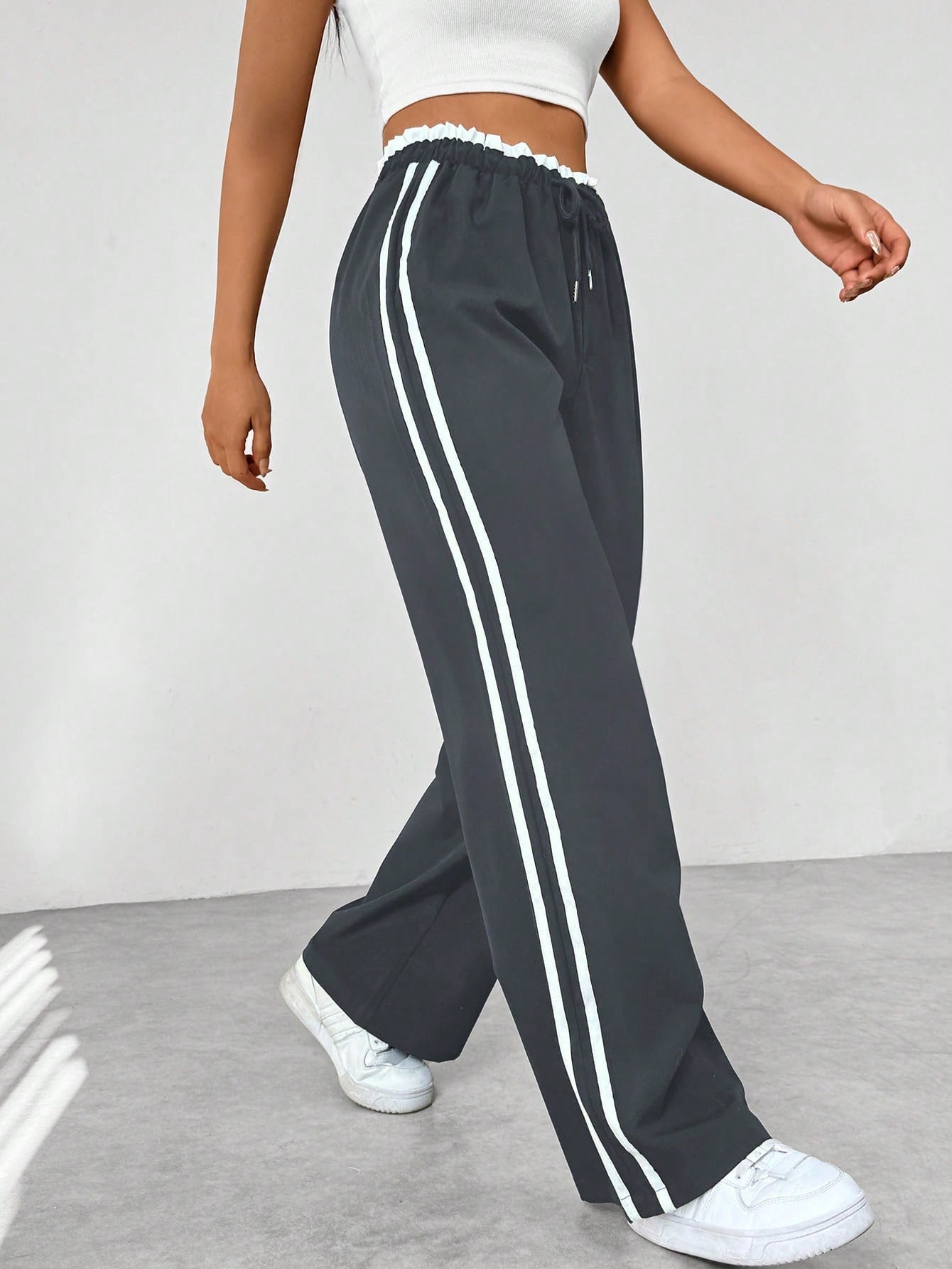 Yara | Pantalon à jambe large élégant et confortable - Image 3