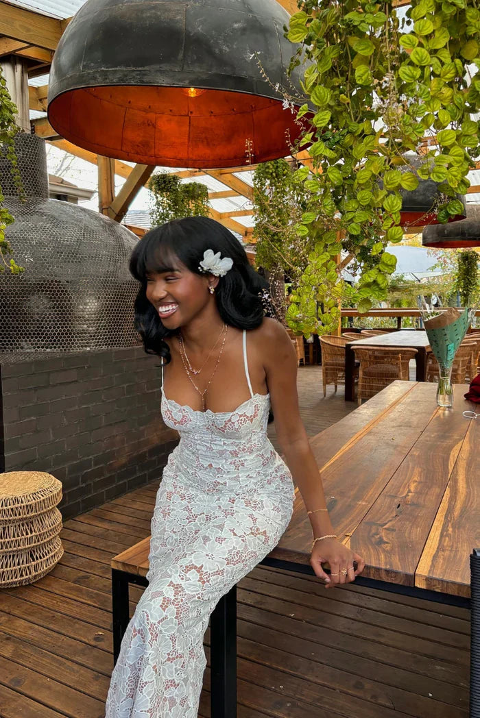 Candice | Robe longue élégante en dentelle pour toutes les occasions - Image 6