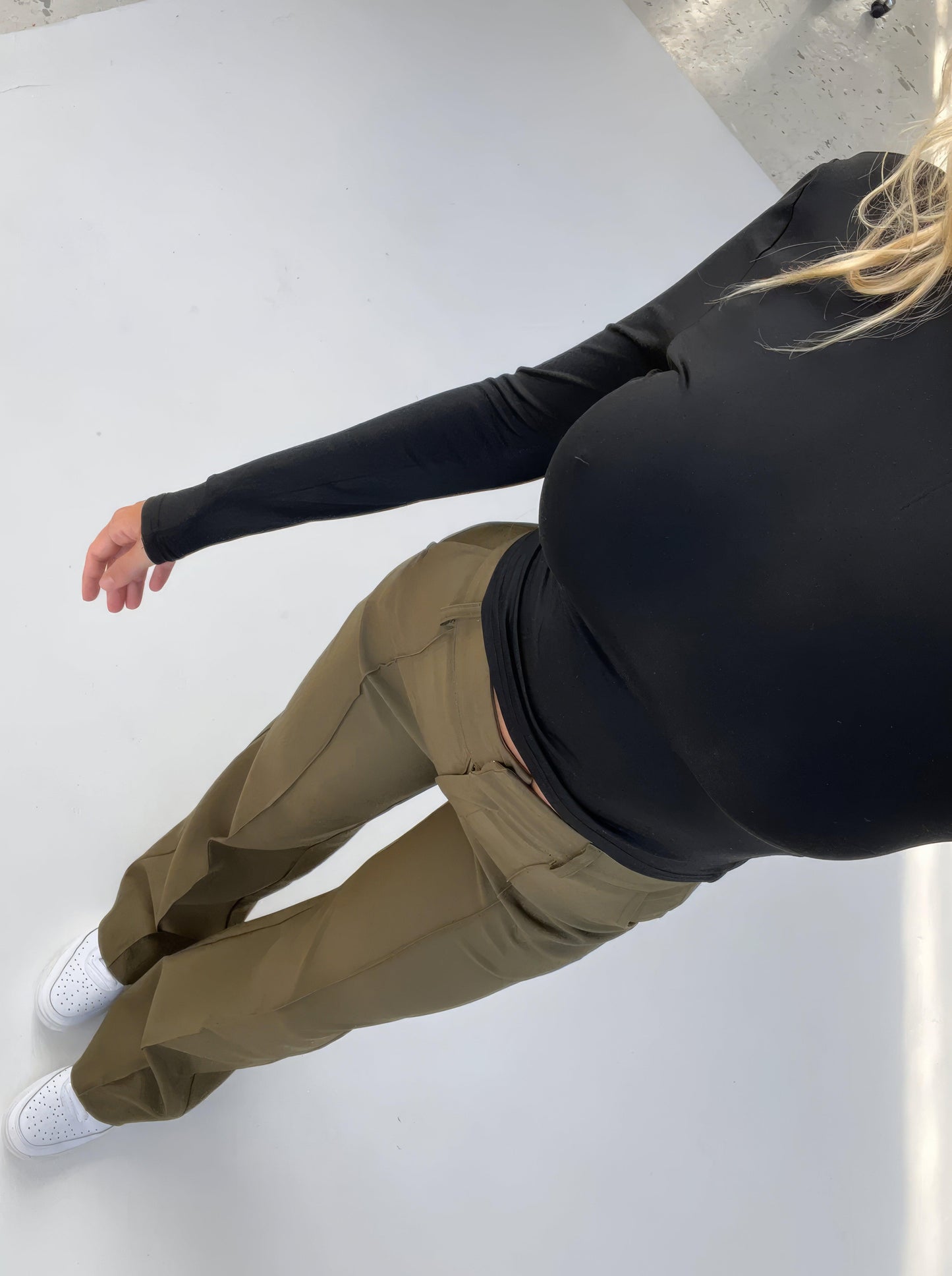 Éléa | Pantalon élégant à taille haute et à jambe large - Coupe ajustée - Image 5