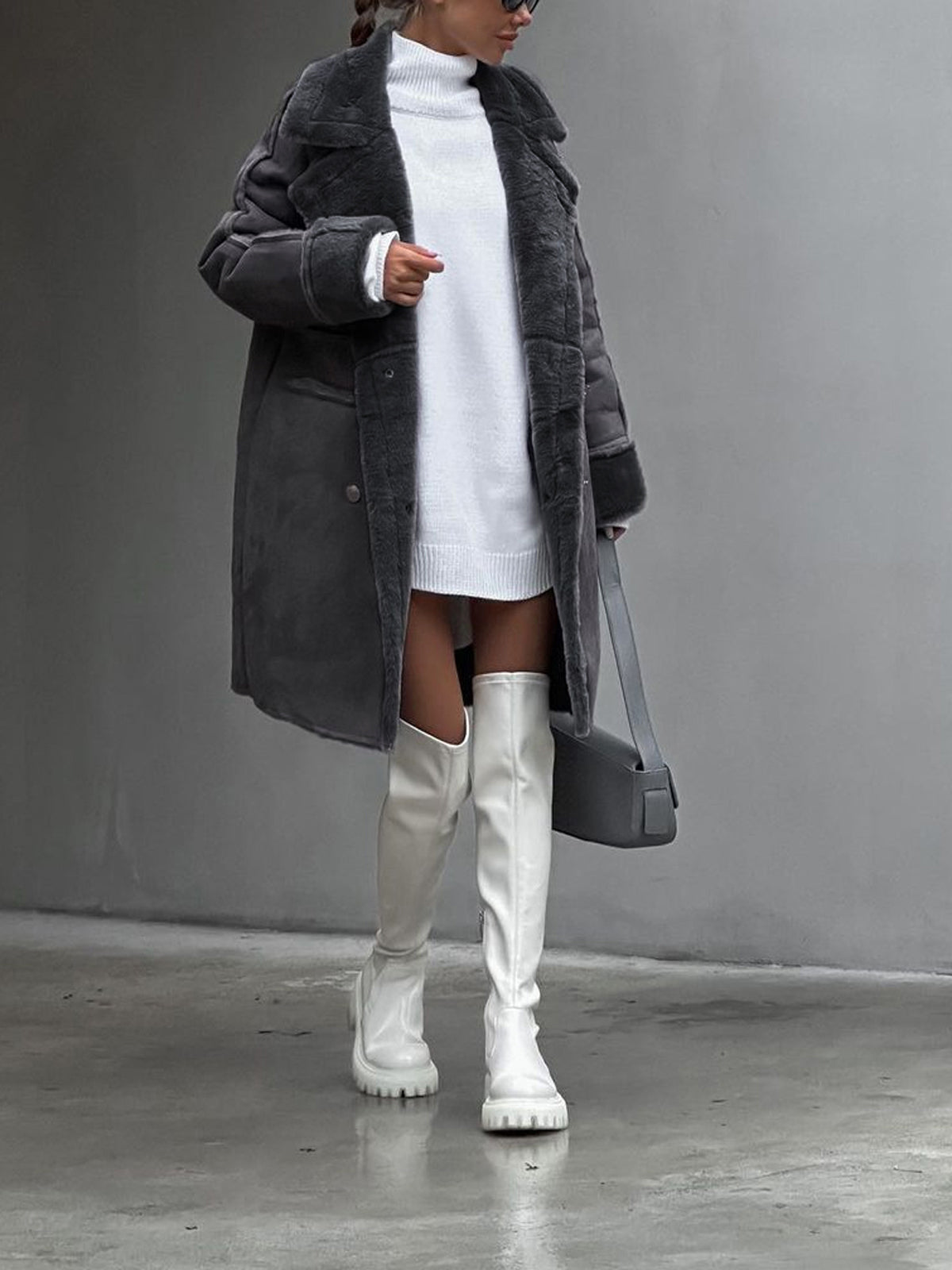 Régine | Manteau croisé oversize pour femme avec garniture en peau de mouton retournée - Image 4