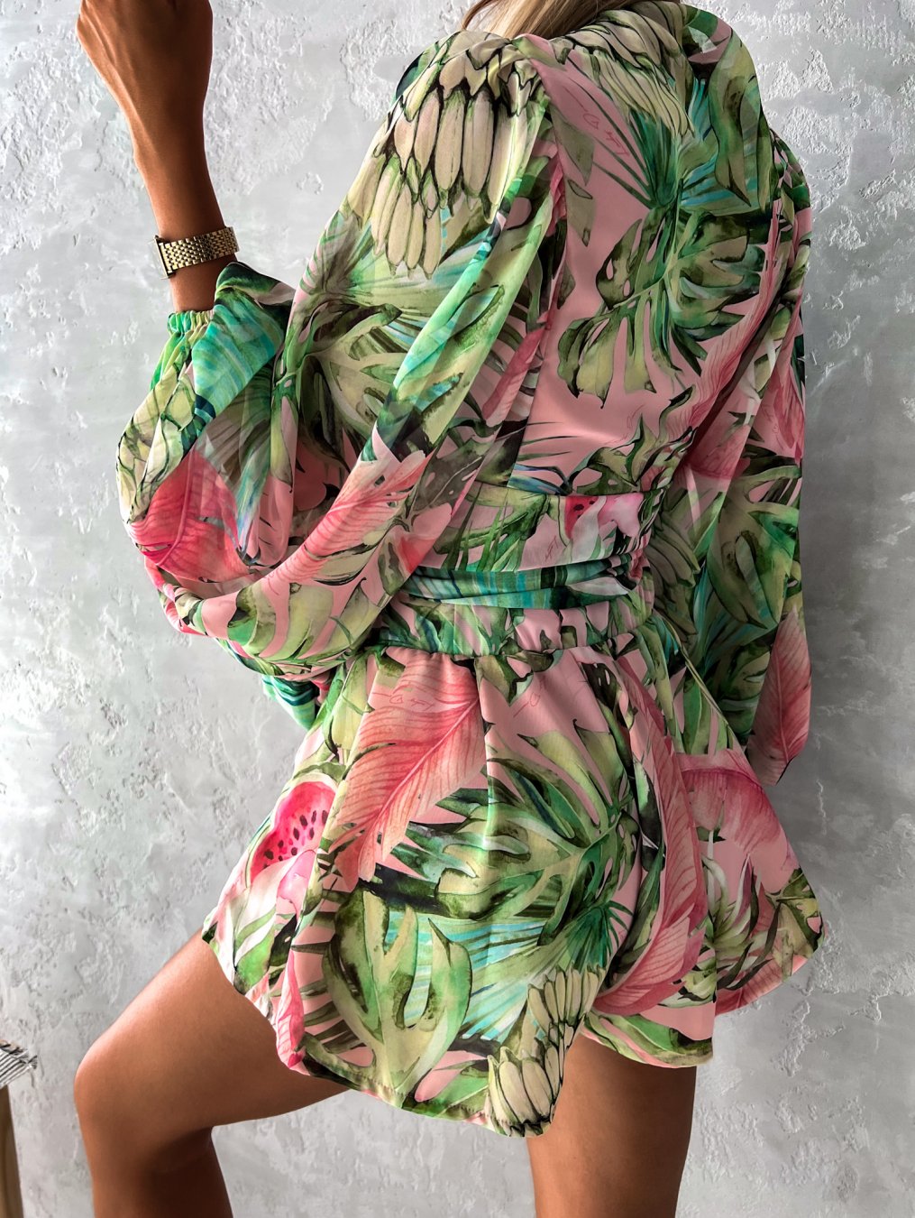 Shaïna | Ensemble d'été deux pièces short et chemisier Flowy pour femmes - Image 6