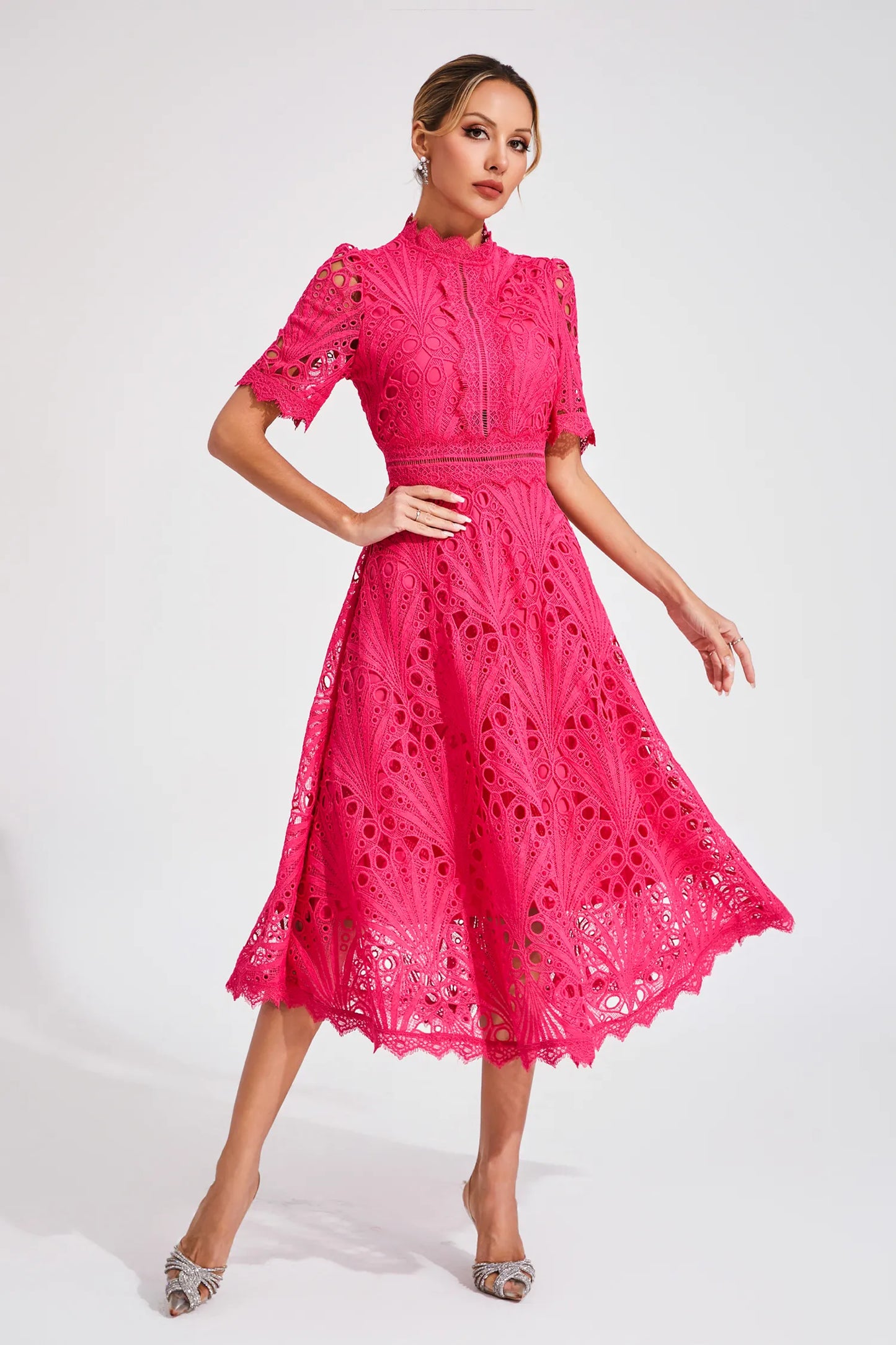Mélanie | Robe midi élégante en dentelle pour femmes - Image 5