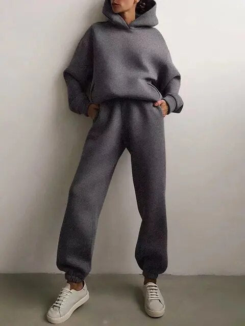 Norah | Ensemble de survêtement à capuche à manches longues pour femme - Image 7