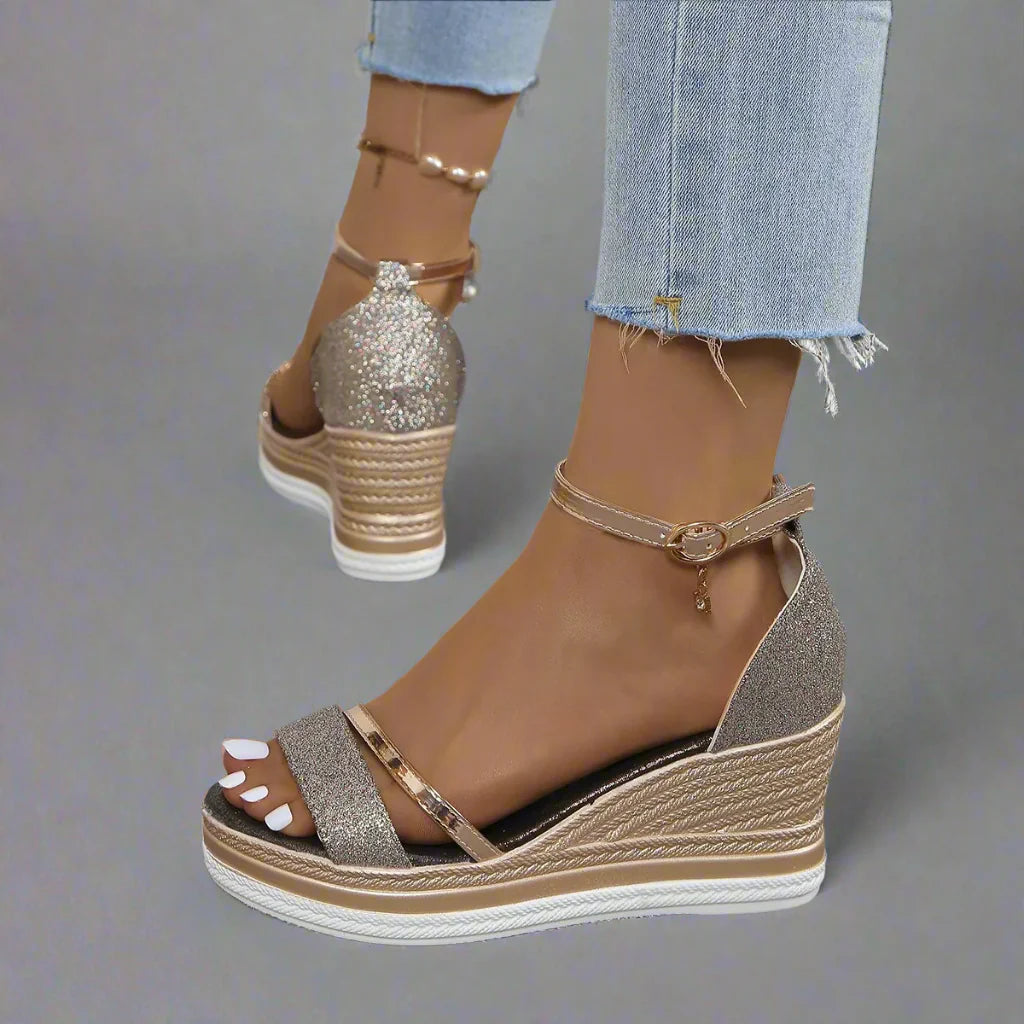 Sana | Des sandales classiques et confortables pour toutes les occasions - Image 1