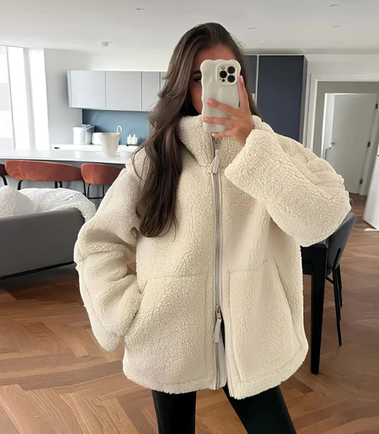 Ivana | Manteau Sherpa Zippé pour Femme - Image 4