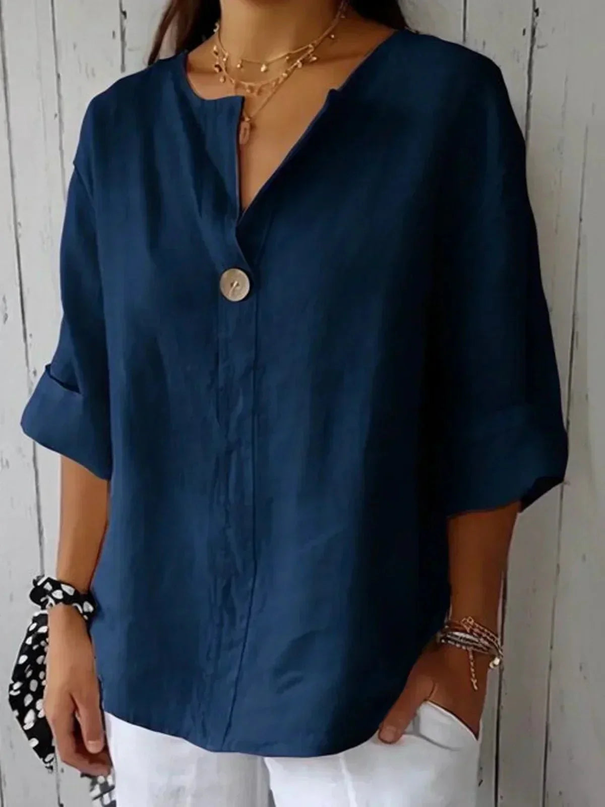 Image of Annelise | Dame Knap V-Hals Bluse