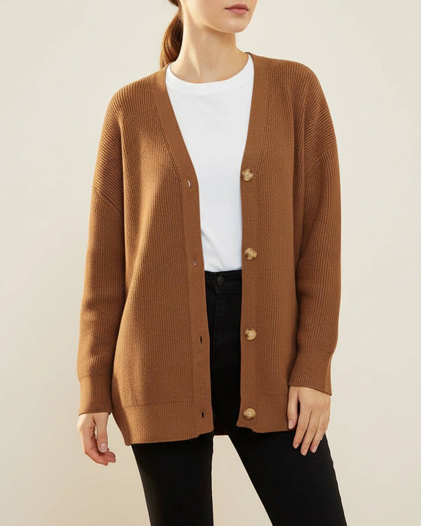 Synnøve | Dame Knap-Ned V-Hals Oversized Cardigan
