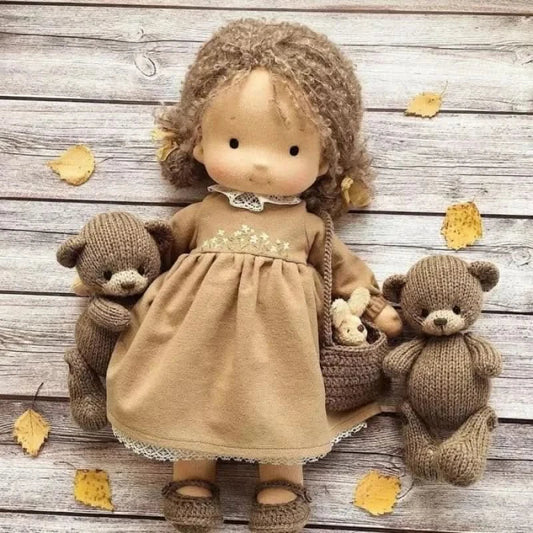 Håndlavet Bomulds Plush Dukke – Waldorf Emma Legetøj