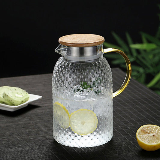 Marcelie | Varmebestandig tekstureret glas kande med bambuslåg – Elegant serveringskande til varme og kolde drikke