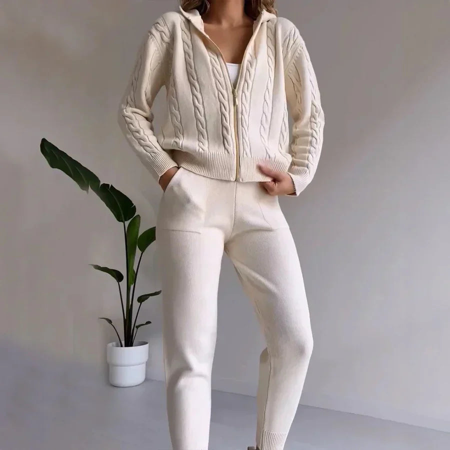 Aziliz | Ensemble de détente pour femme avec sweat à capuche zippé décontracté - Image 1