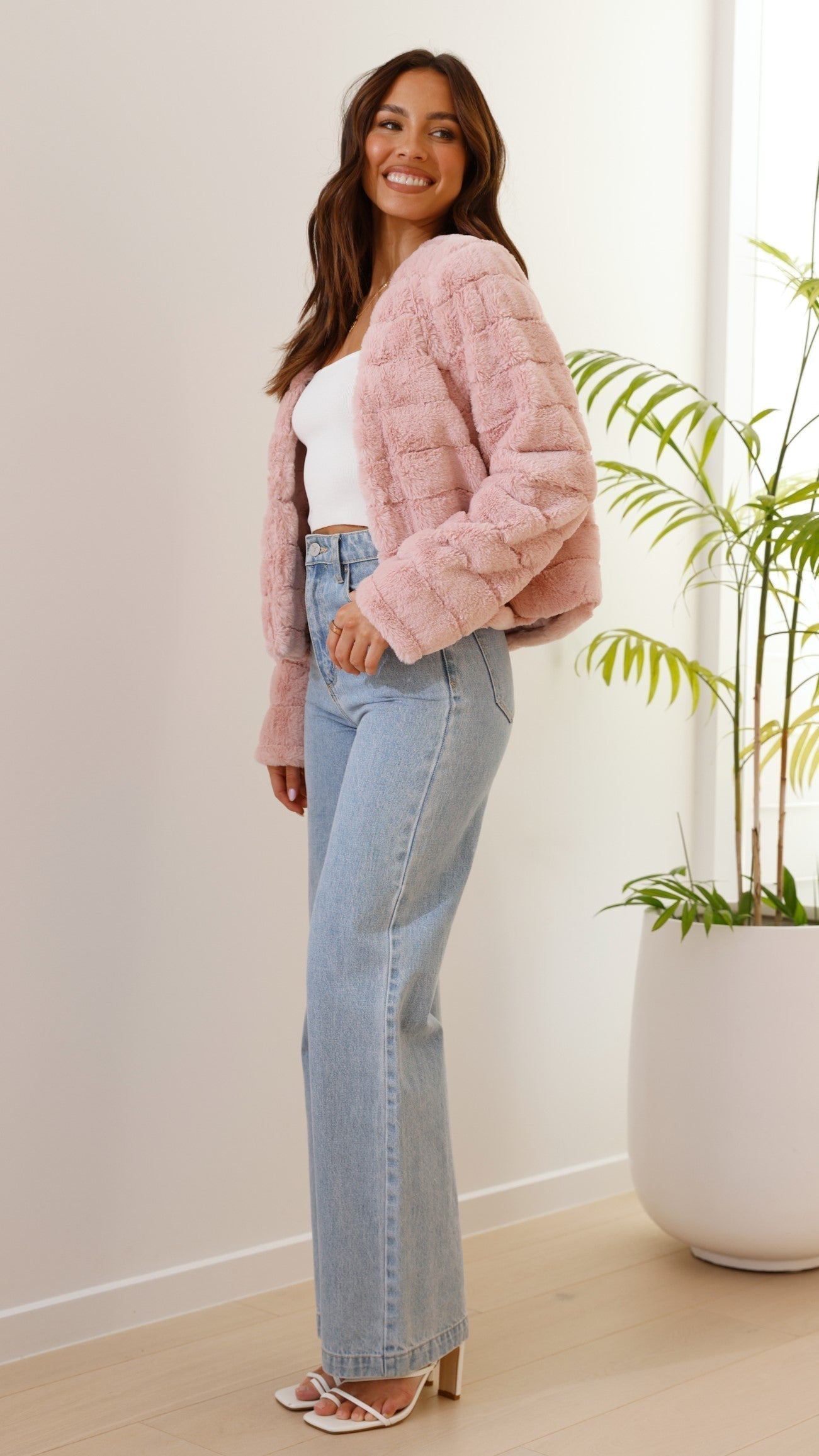 Janine | Veste Courte Femme Ouverte Devant - Image 32