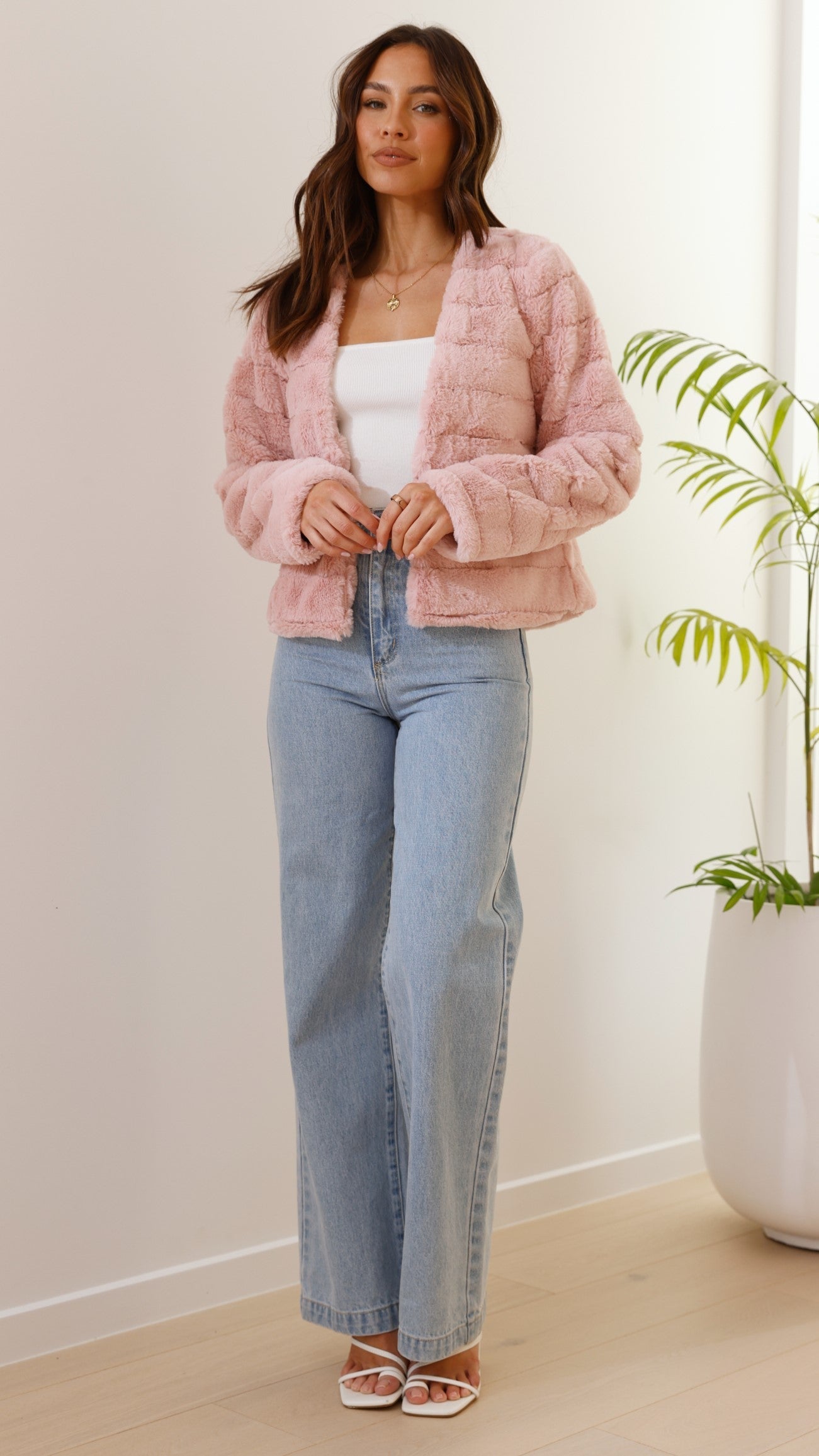Janine | Veste Courte Femme Ouverte Devant - Image 22