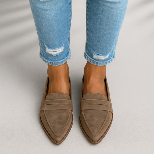 Karima | SELENA Sleek Toe Loafers - Chaussures élégantes et stylées - Image 1