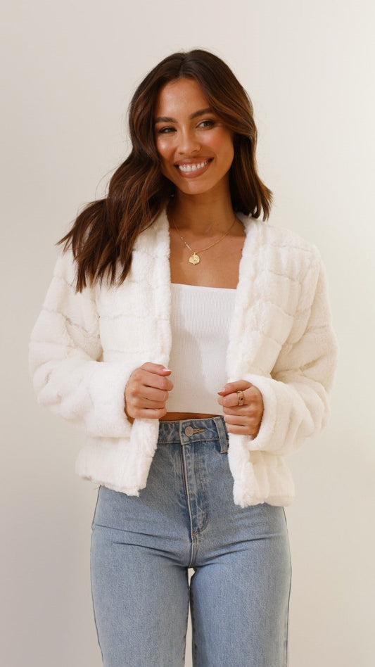 Janine | Veste Courte Femme Ouverte Devant - Image 1