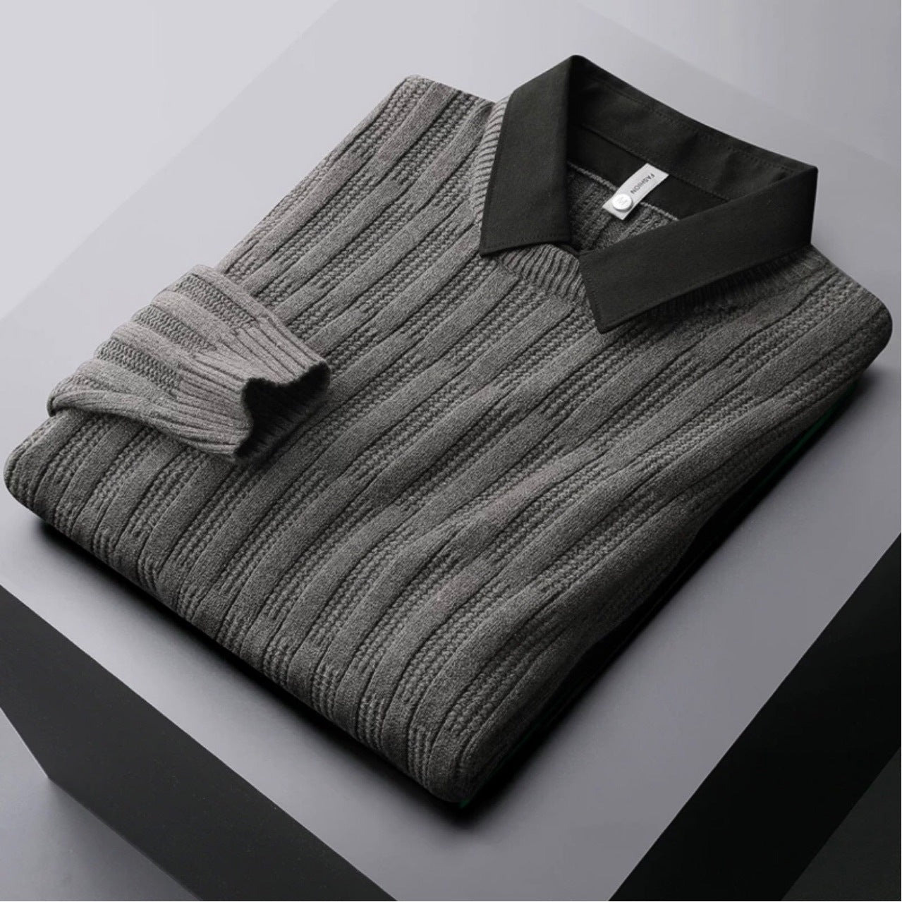 Lyès | Pull Homme Col Rond Boutonné - Image 1
