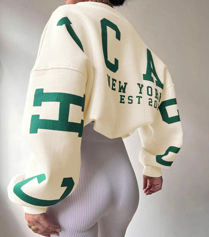 Léonie | Sweat-shirt graphique oversize à col rond pour femme - Image 13