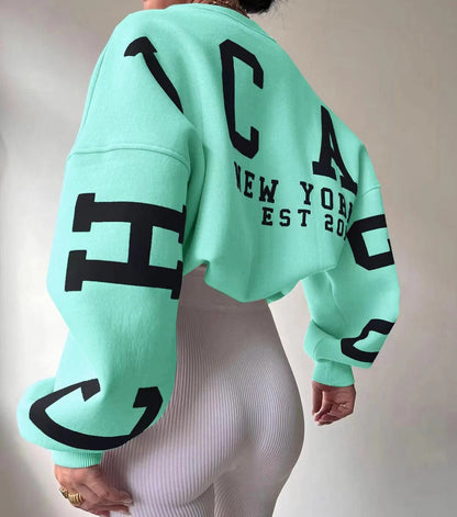 Léonie | Sweat-shirt graphique oversize à col rond pour femme - Image 11