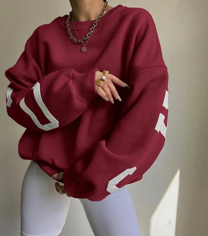 Léonie | Sweat-shirt graphique oversize à col rond pour femme - Image 10