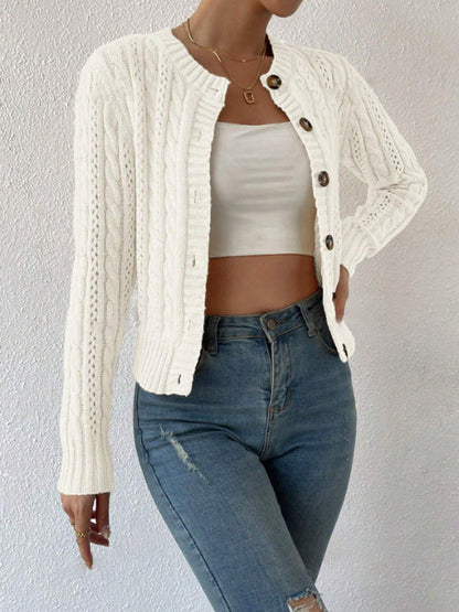 Zélie | Cardigan Femme Boutonné en Tricot Câblé à Manches Longues - Image 1