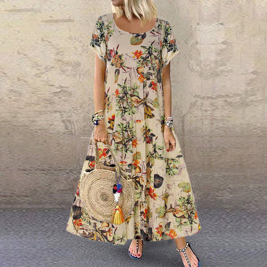 Larissa | Robe à manches courtes à col rond et à imprimé floral - Image 1