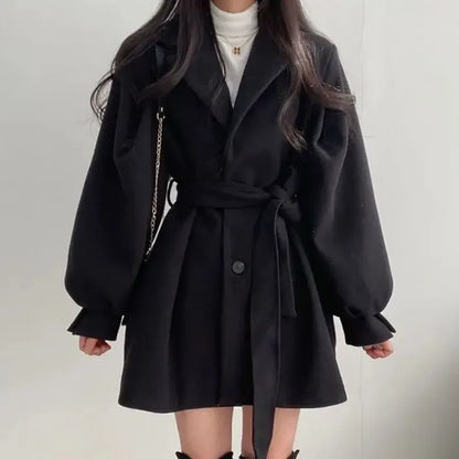 Nahia | Manteau croisé ceinturé pour femme - Image 2