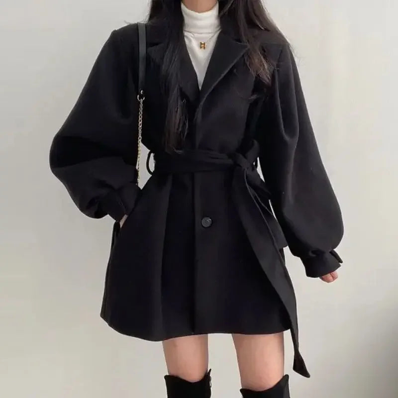 Nahia | Manteau croisé ceinturé pour femme - Image 4