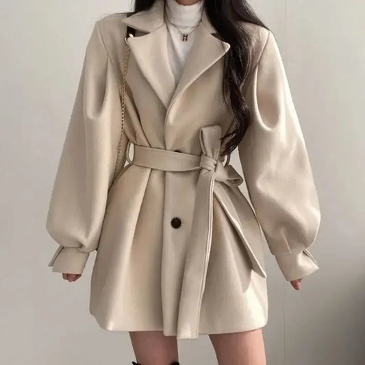 Nahia | Manteau croisé ceinturé pour femme - Image 1