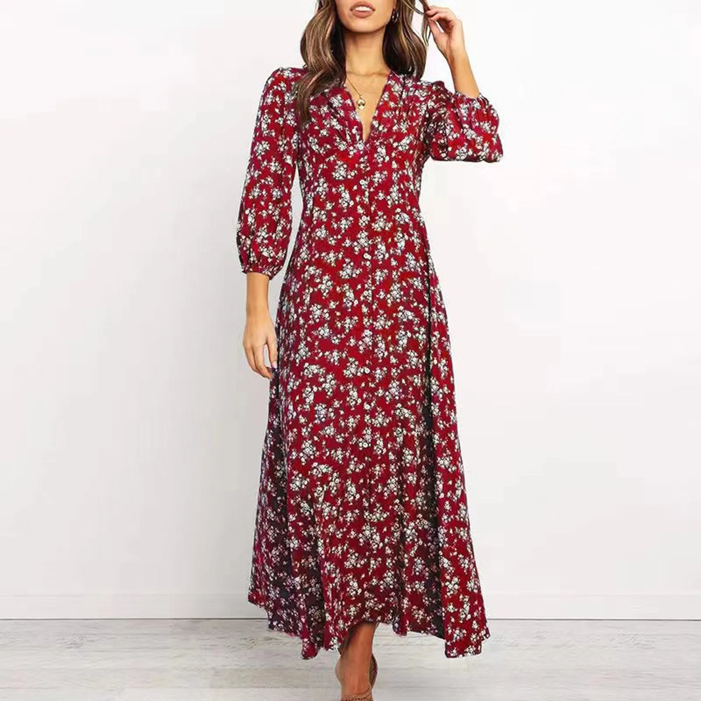 Abigaëlle | Robe élégante à col en V et à fleurs pour toutes les occasions - Image 5