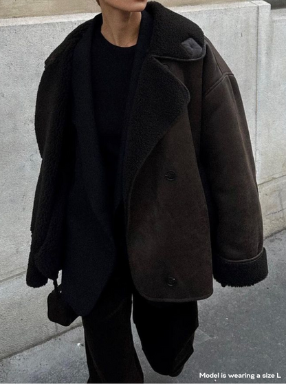 Yasmine | Veste croisée doublée en sherpa pour femme - Image 5