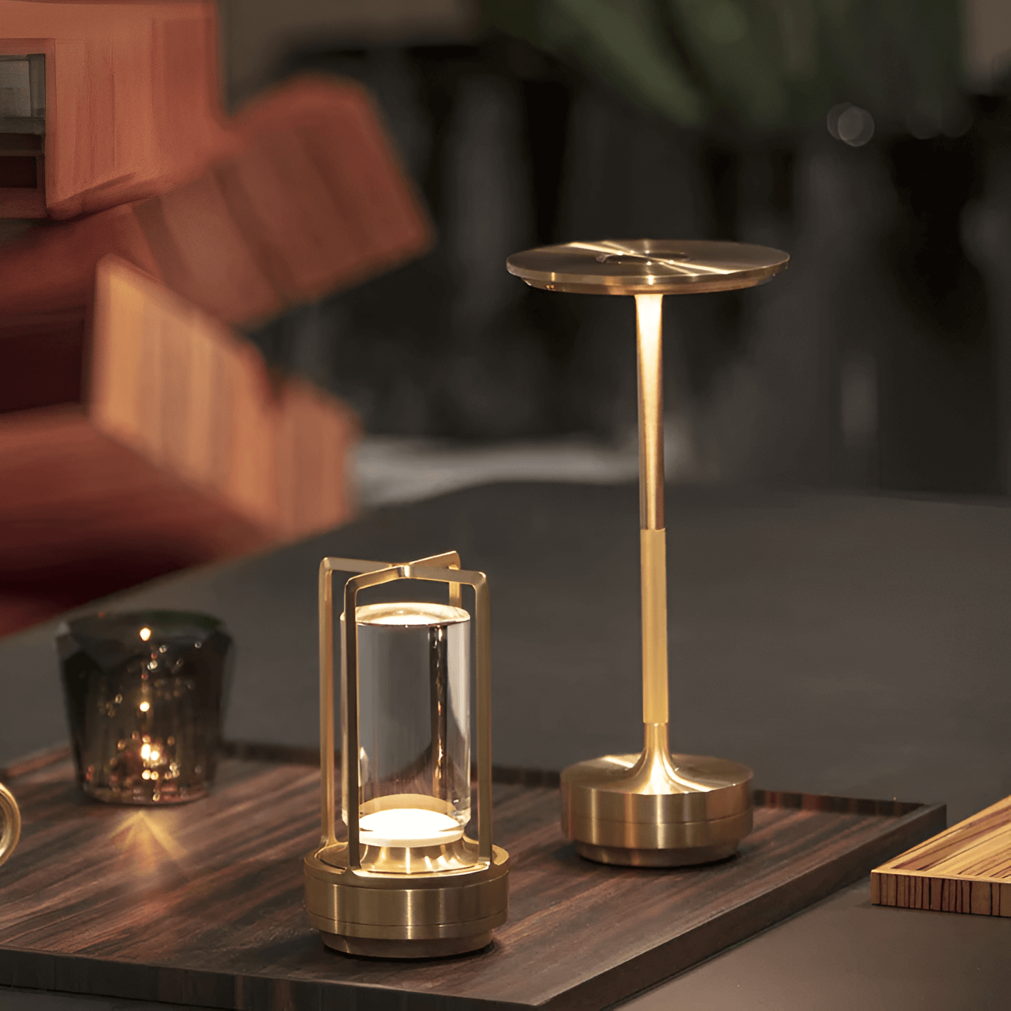 AmiGlow Genopladelig Trådløs LED Bordlampe