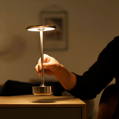 AmiGlow Genopladelig Trådløs LED Bordlampe