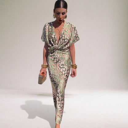 Image of Annette | Dame Twist Front Midi Kjole