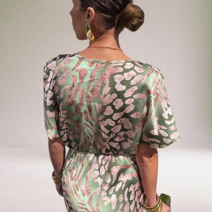 Image of Annette | Dame Twist Front Midi Kjole