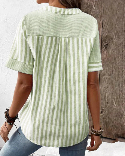 Image of Annette | Stribet Dame Bluse med Knapper