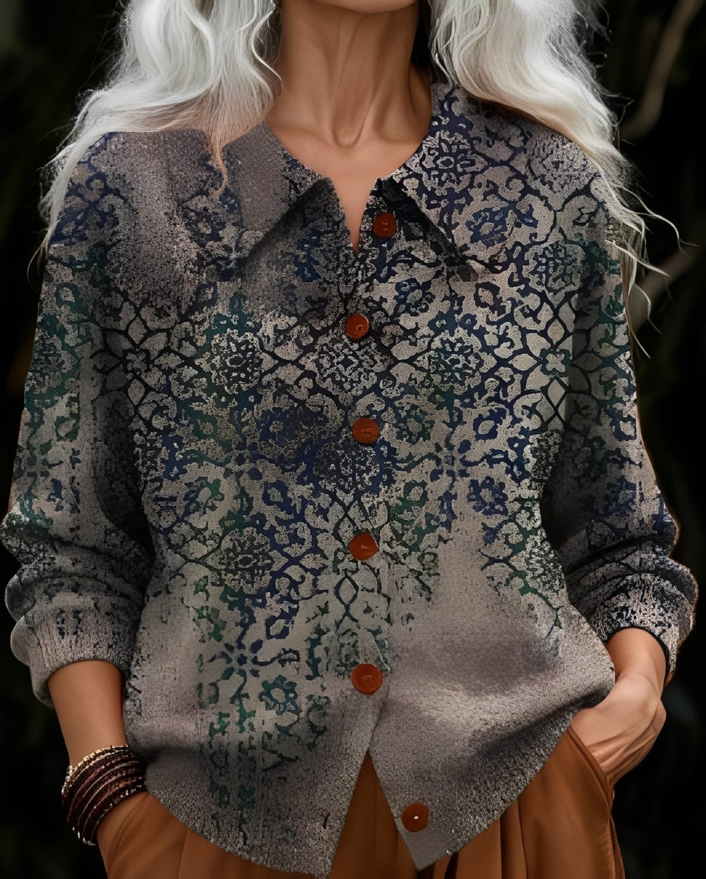 Image of Arnhild | Dame Langærmet Skjorte med Knapper