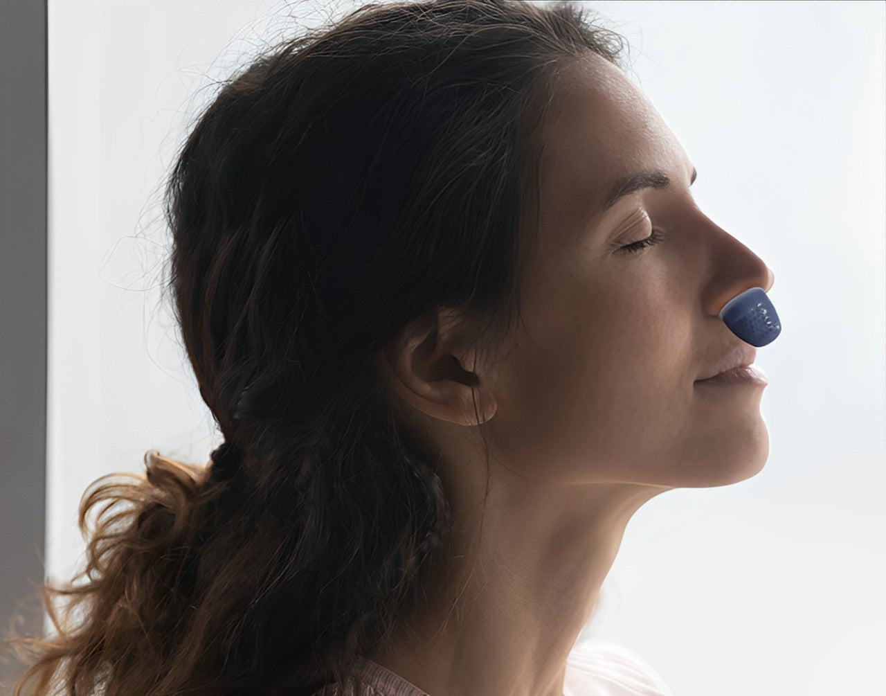 Bærbar Micro CPAP-enhed til Snorken Eliminering – Stille og Kompakt, Lys Grøn med Silikone Spidser