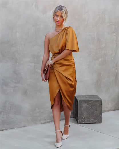 Image of Bea | Dame One Shoulder Slå-om Midi Kjole