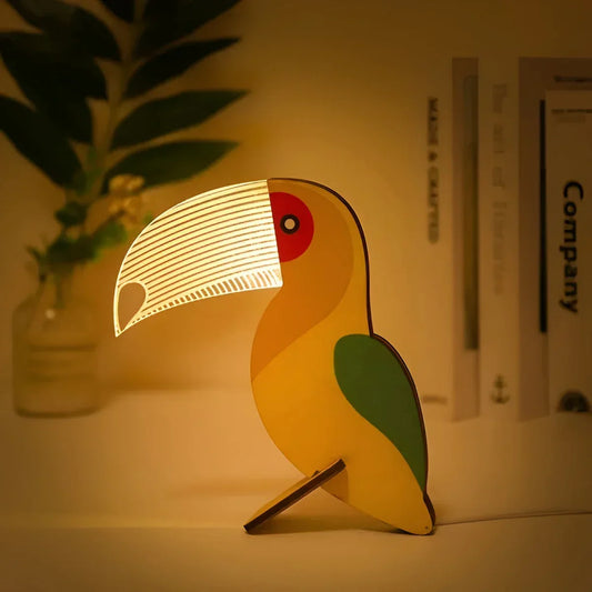 Bordlampe i træ formet som et dyr