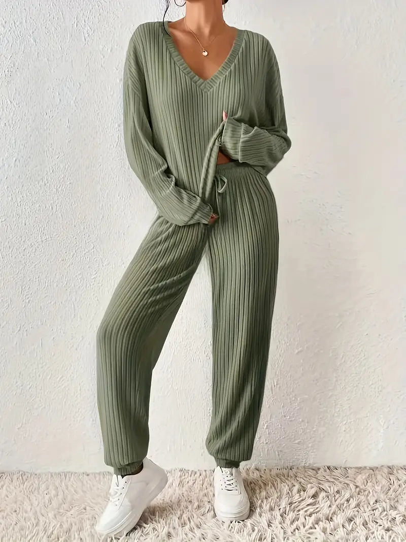 Perle | Ensemble deux pièces d'intérieur à col en V pour femme - Image 1