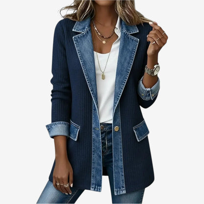 Dame denimjakke med kontrastfarver