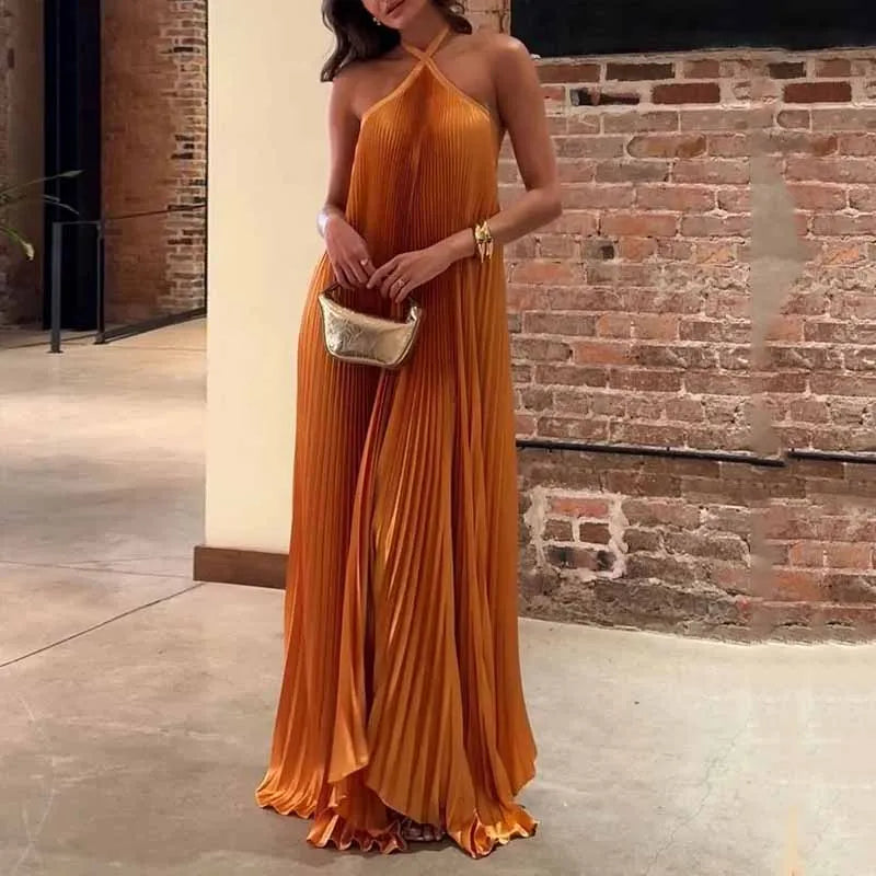 Image of Ditte | Dame Halter Plisseret Maxikjole