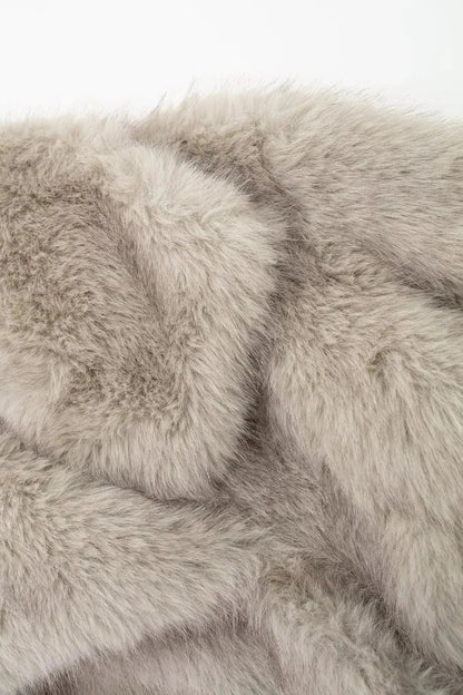 Oriane | Manteau Femme Oversize en Fausse Fourrure - Image 6