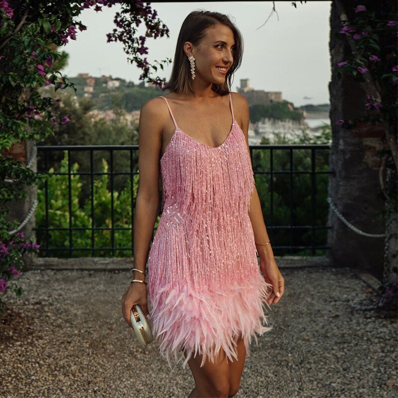 Judicaëlle | Mini robe de soirée avec franges et plumes - Image 5