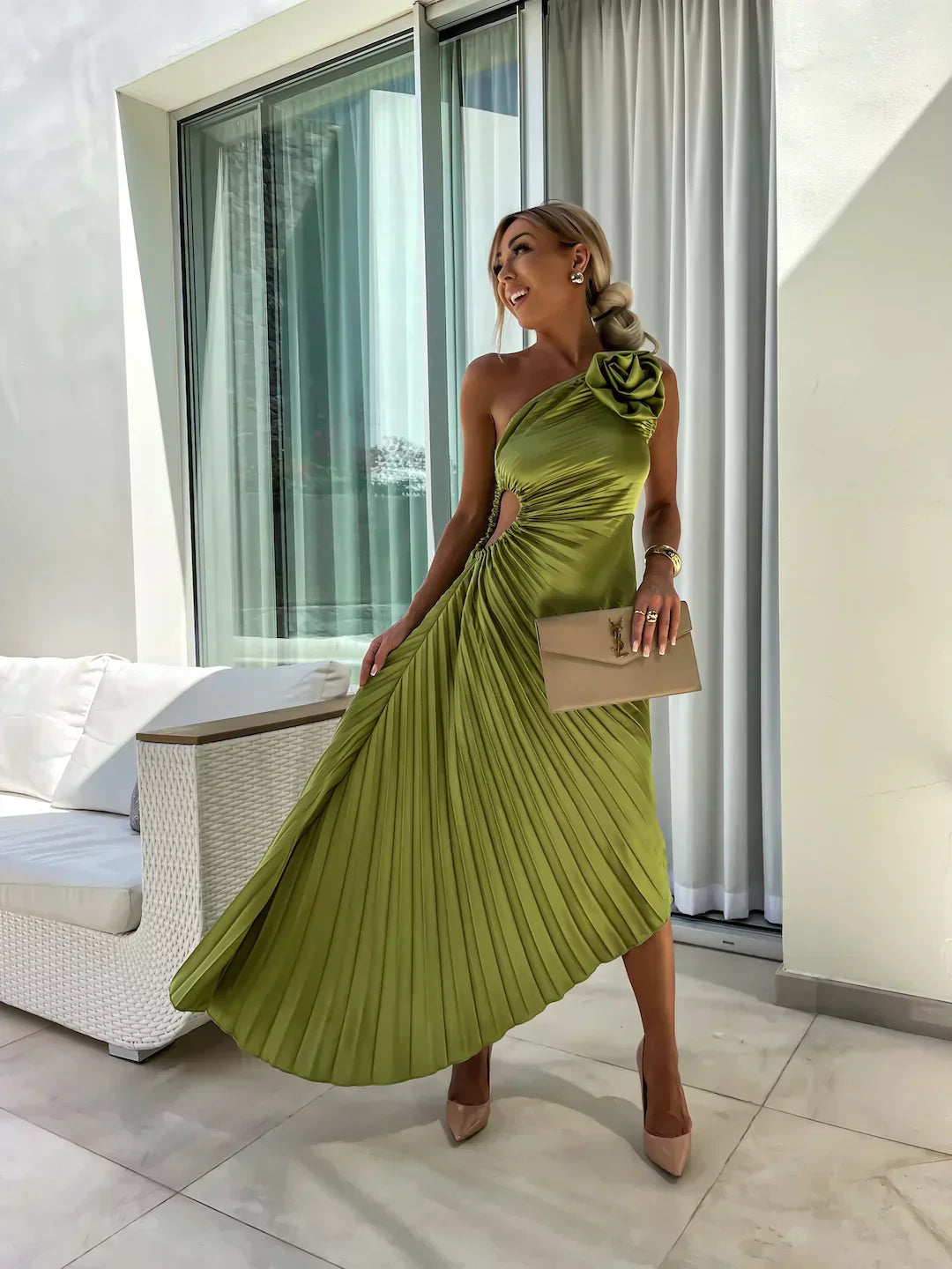 Image of Embla | Dame One Shoulder A-Linje Midi Kjole