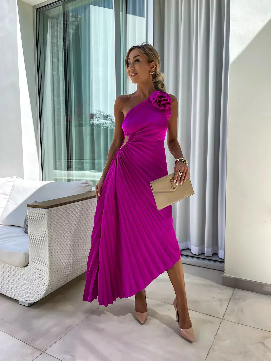 Image of Embla | Dame One Shoulder A-Linje Midi Kjole