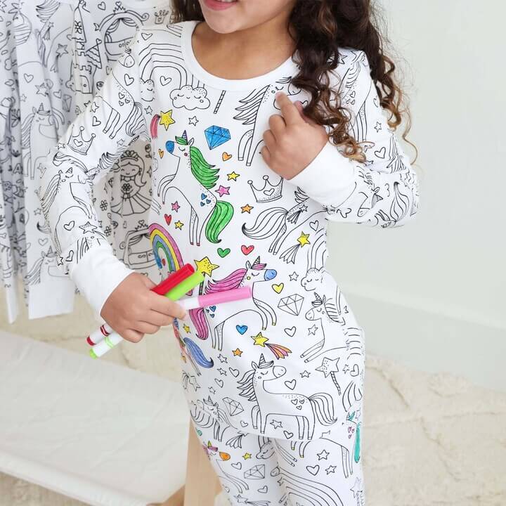 Farvelægning Børnepyjamas™ | Sjov og Elsket af Børn og Forældre!