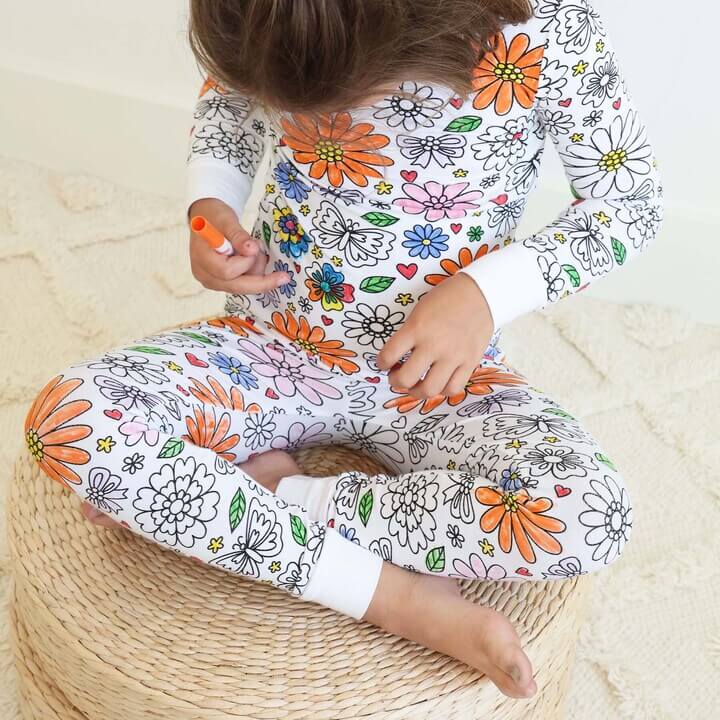 Farvelægning Børnepyjamas™ | Sjov og Elsket af Børn og Forældre!