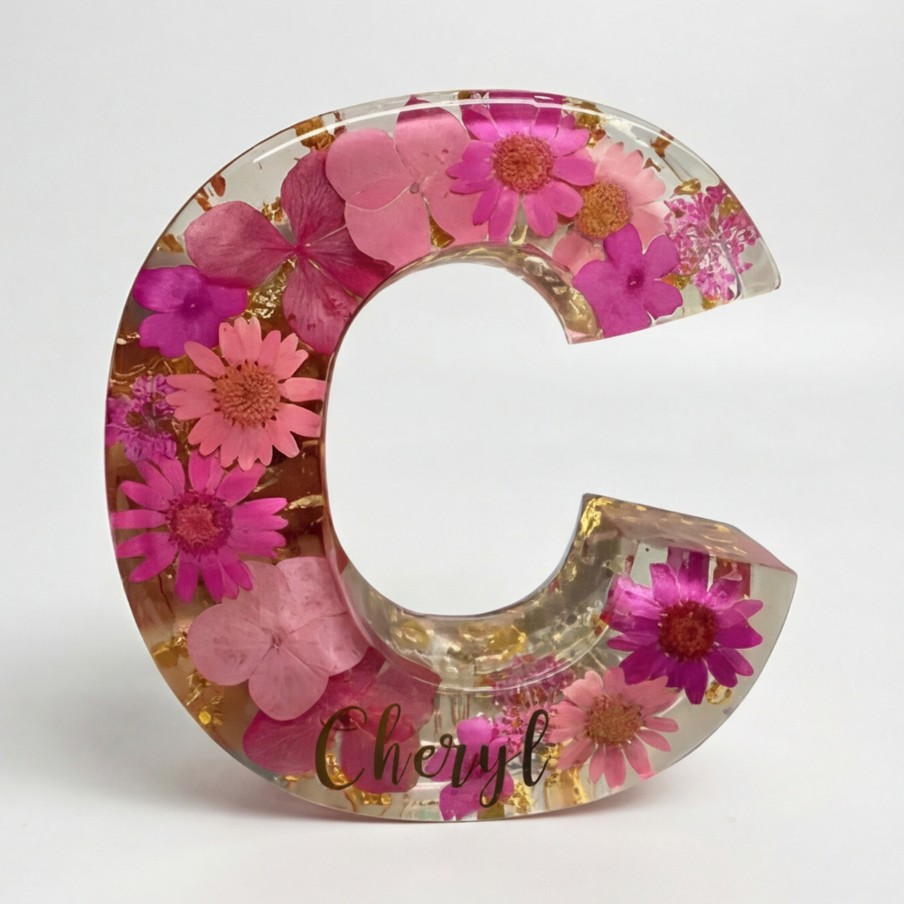 Florenza™ – Personliggjort Blomster Harpiks Bogstav Lys
