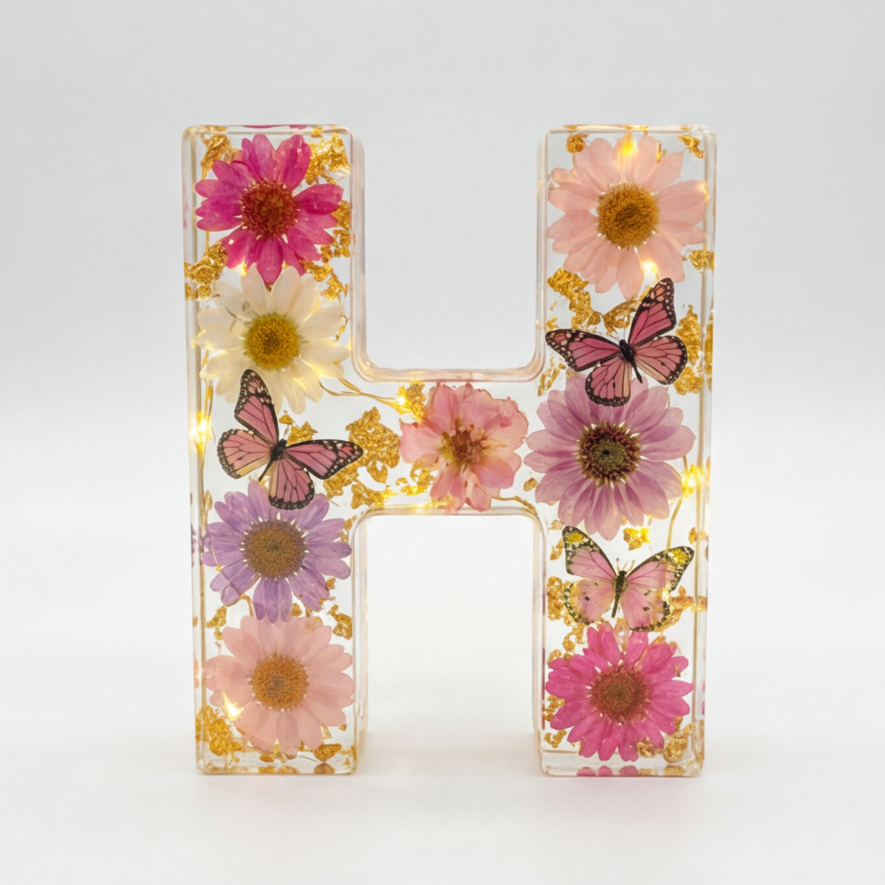 Florenza™ – Personliggjort Blomster Harpiks Bogstav Lys