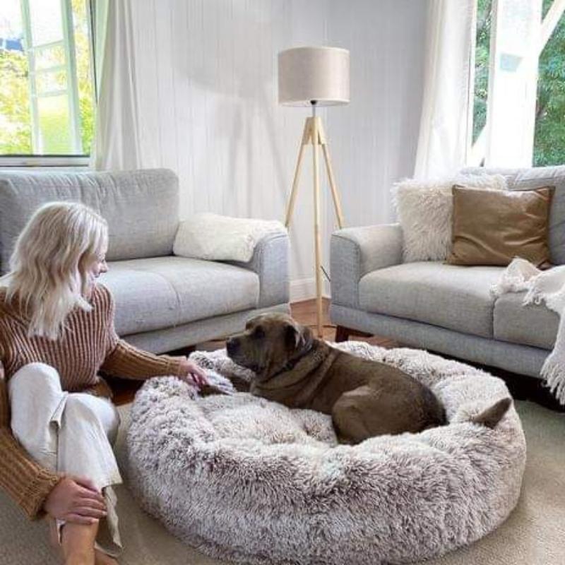 Fluffy Angstreducerende Donut Hundeseng til Alle Hunde